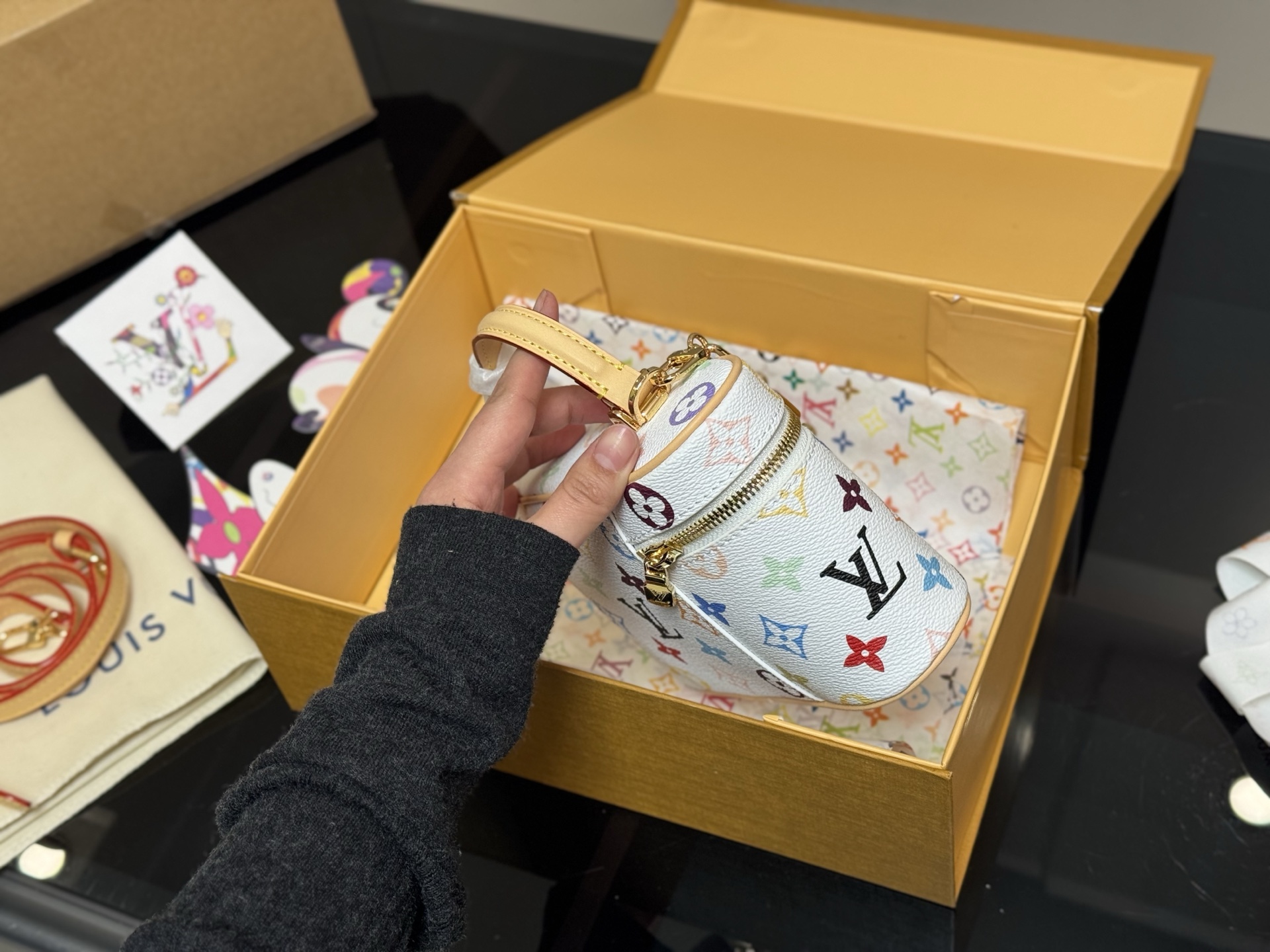 L style vanity cosmetic bag