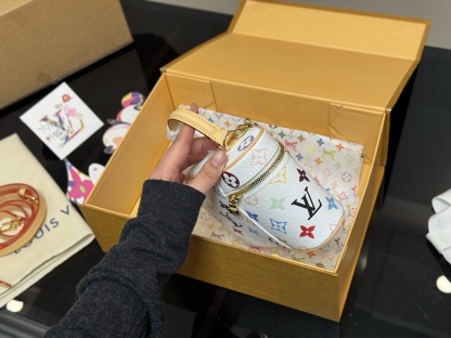 L style vanity cosmetic bag