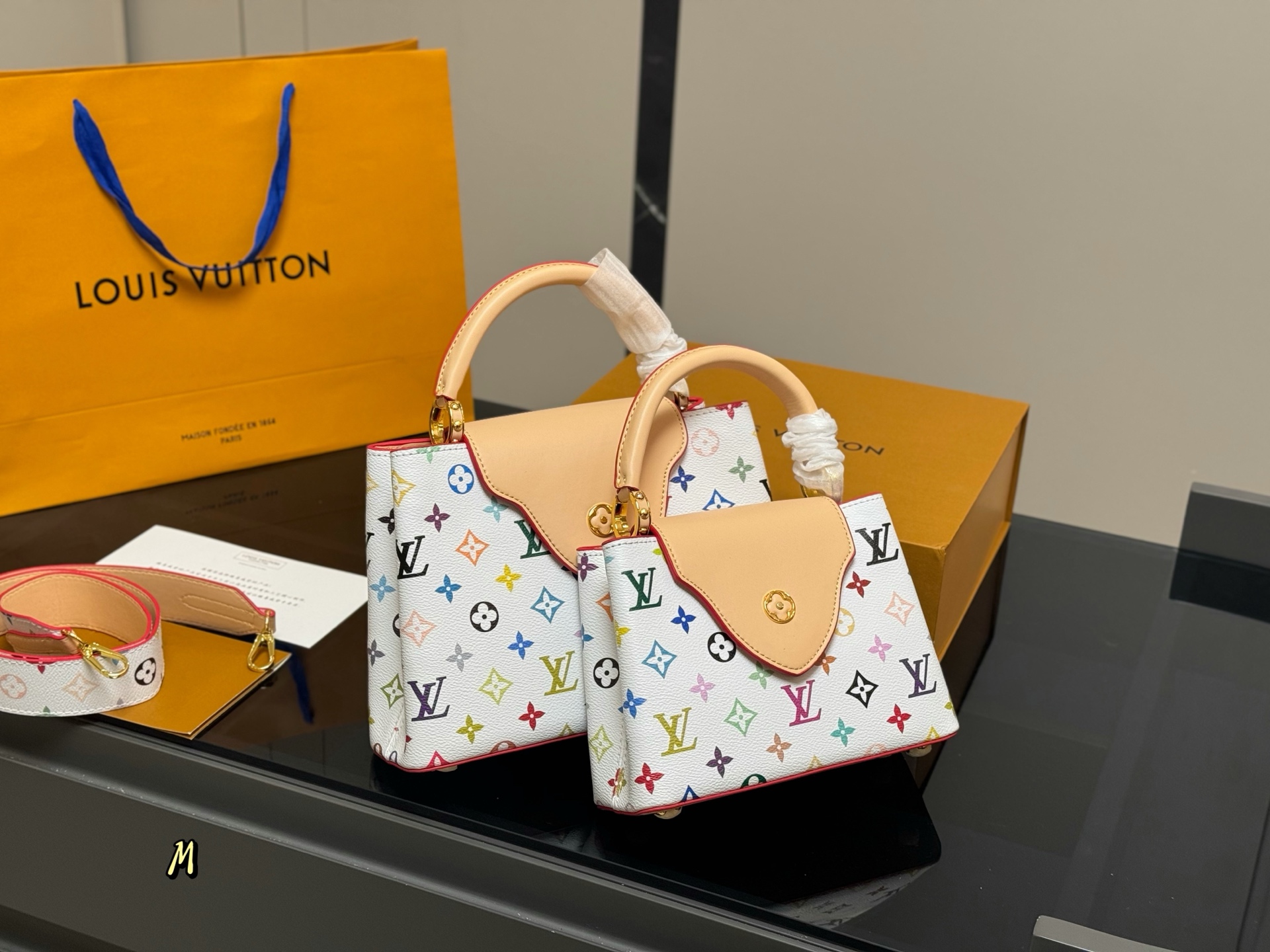 L style Capucines Bag 21*15/27*18cm 