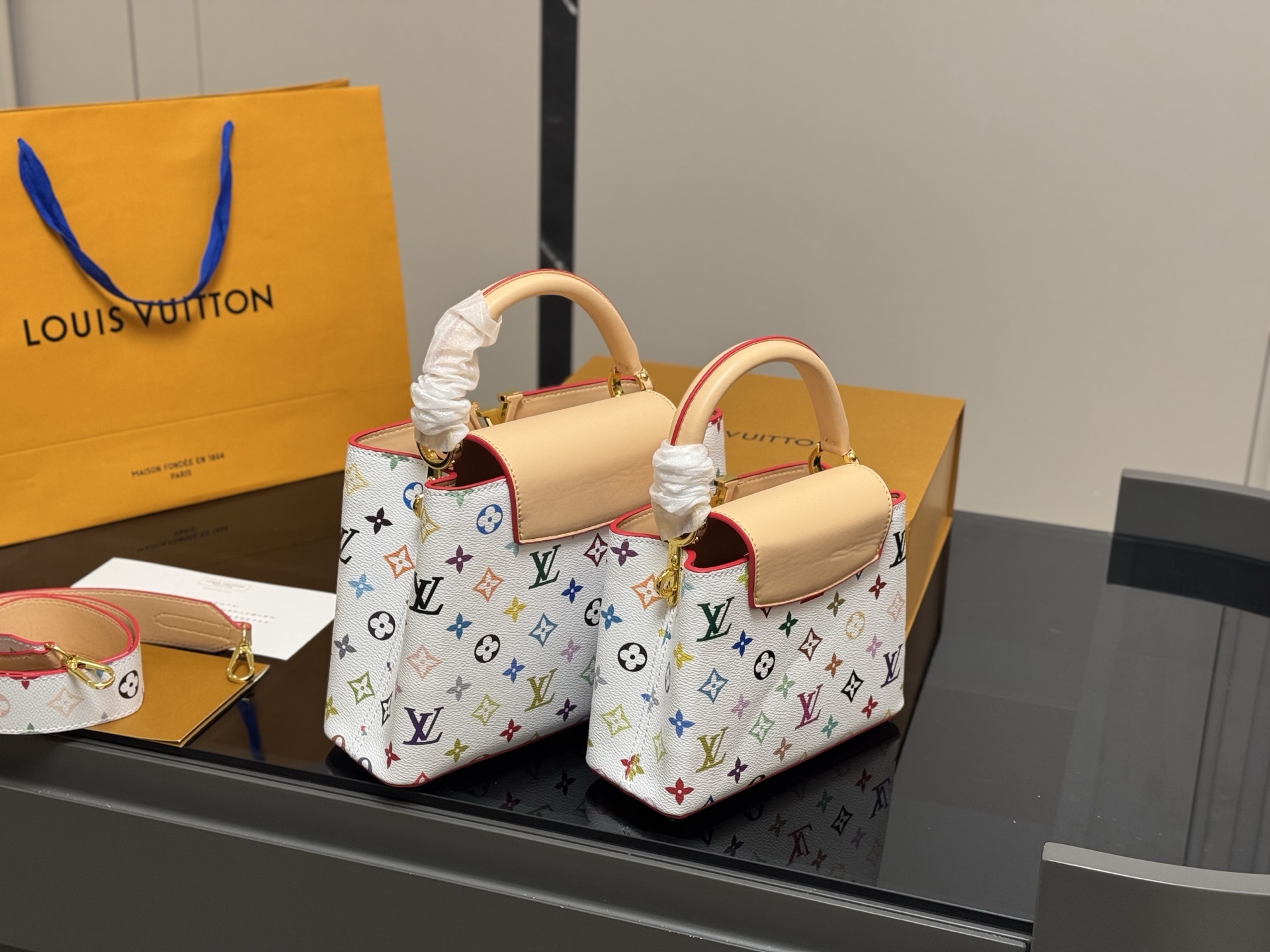 L style Capucines Bag 21*15/27*18cm 