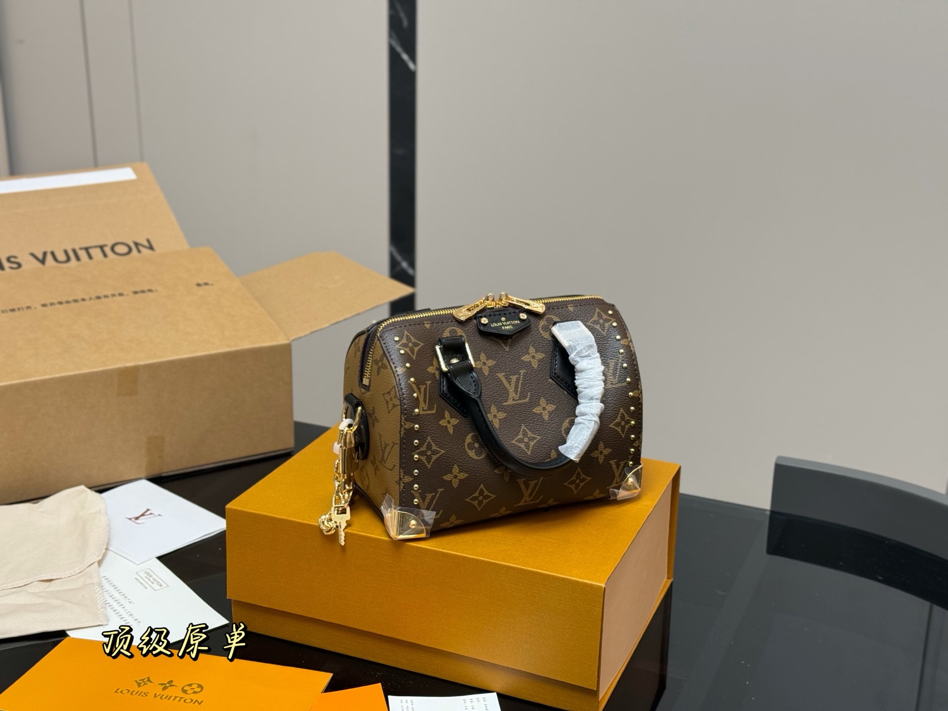 L style Pillow bag21*14cm