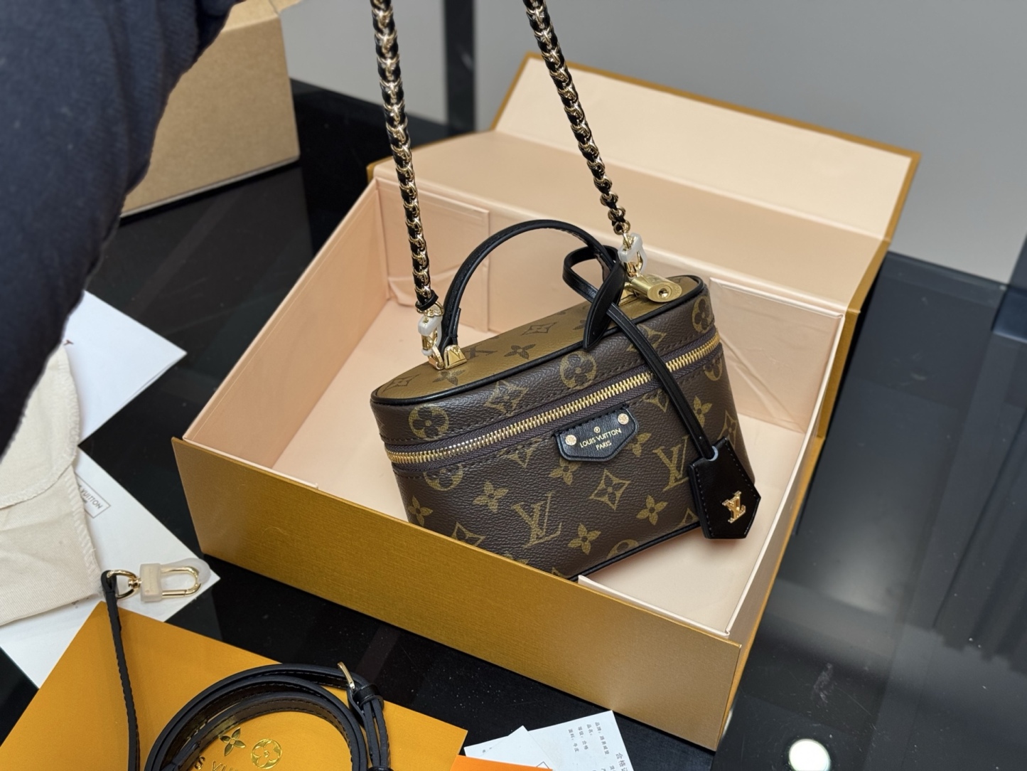 L Style Cosmetic bag19*12cm