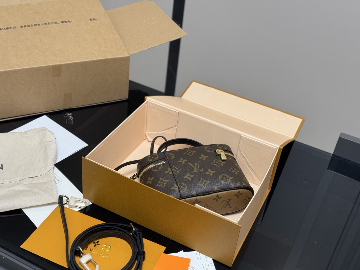 L Style Cosmetic bag19*12cm