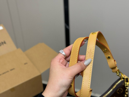 L style Croissant bag29*16cm