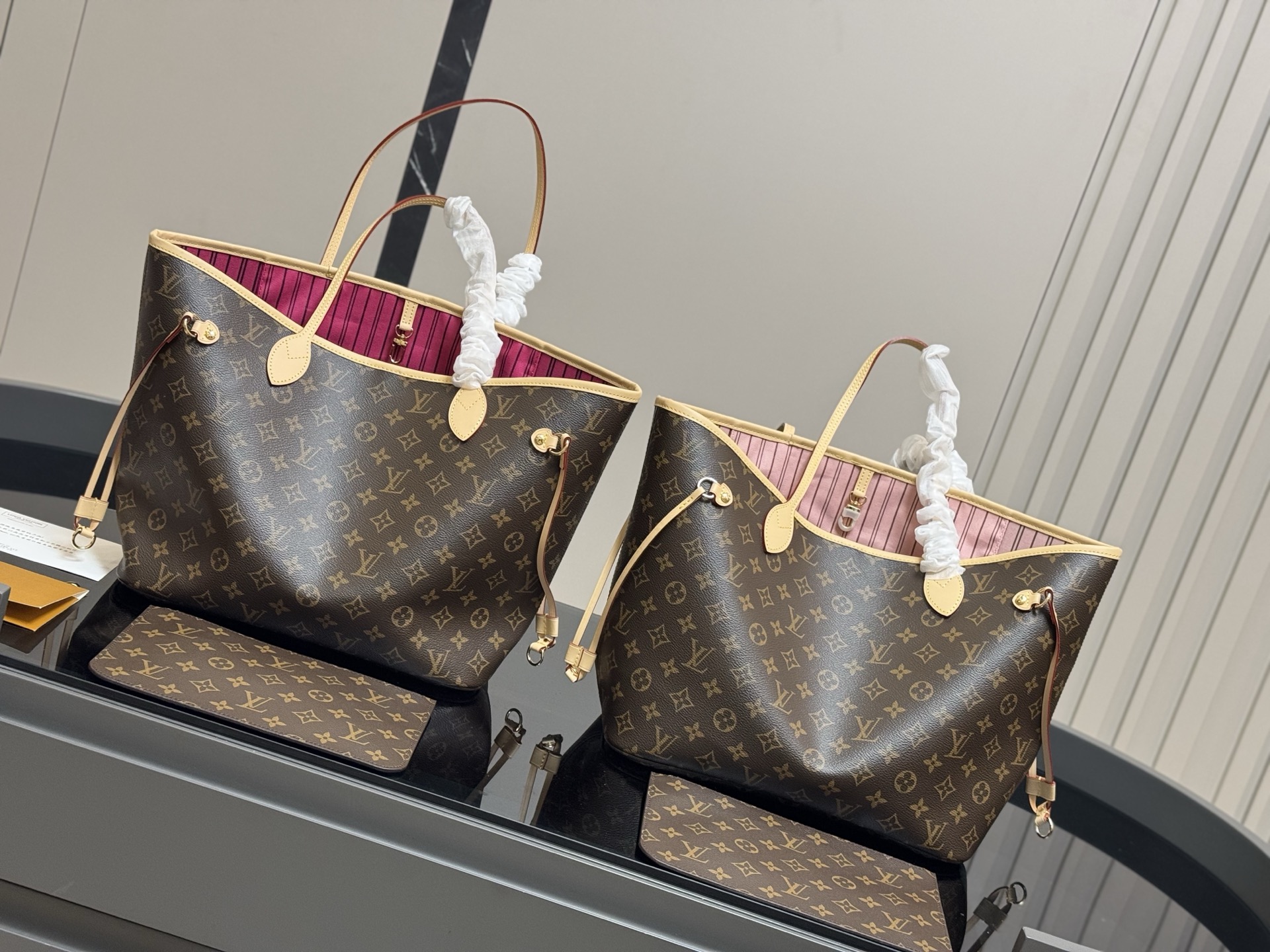 L style Medium Shopping Bag32*28cm