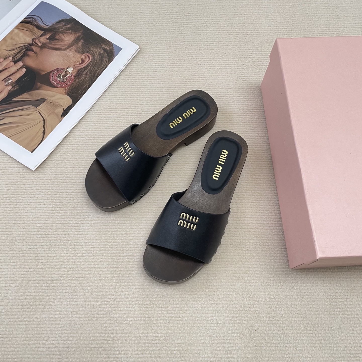 M Style Candy-colored platform slippers