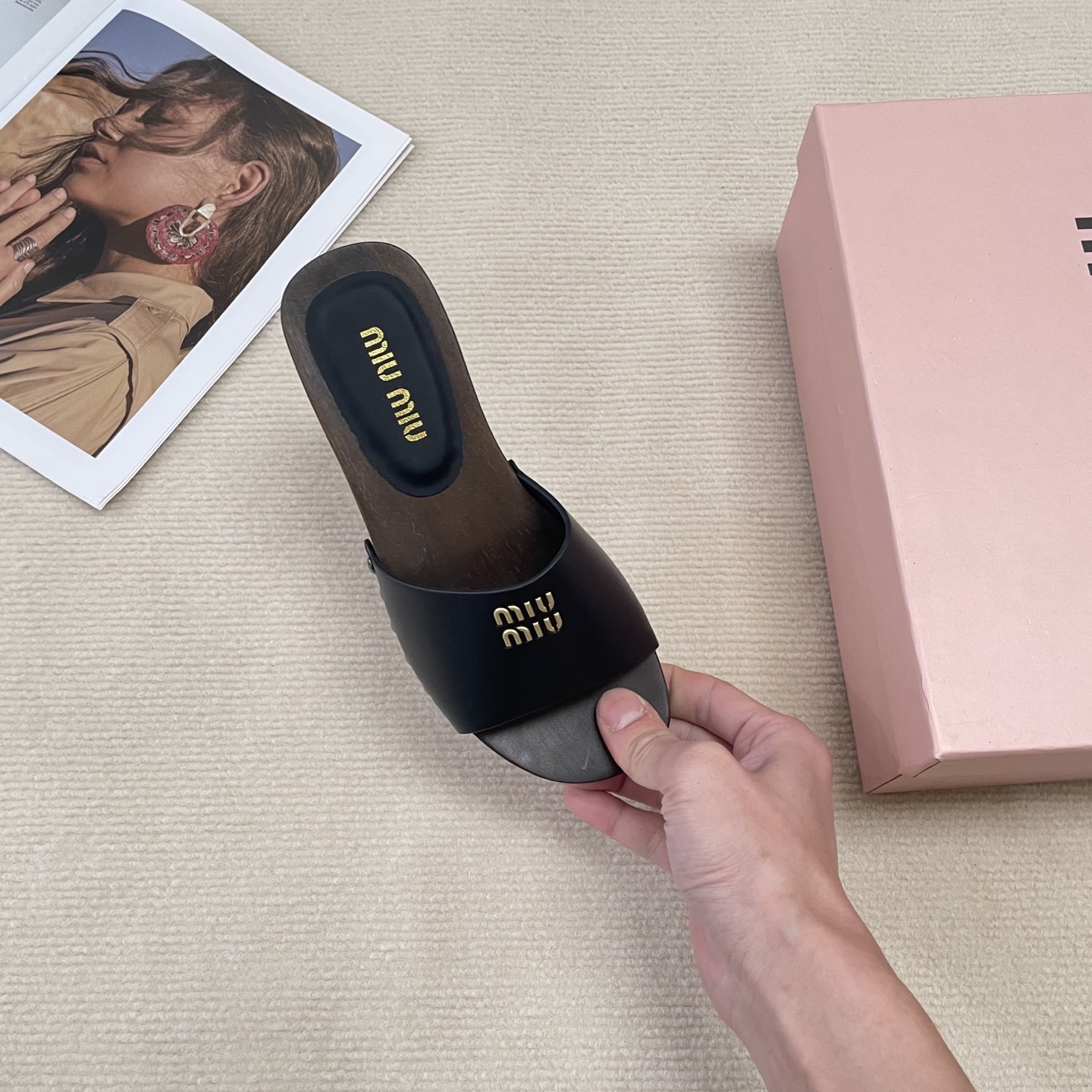 M Style Candy-colored platform slippers