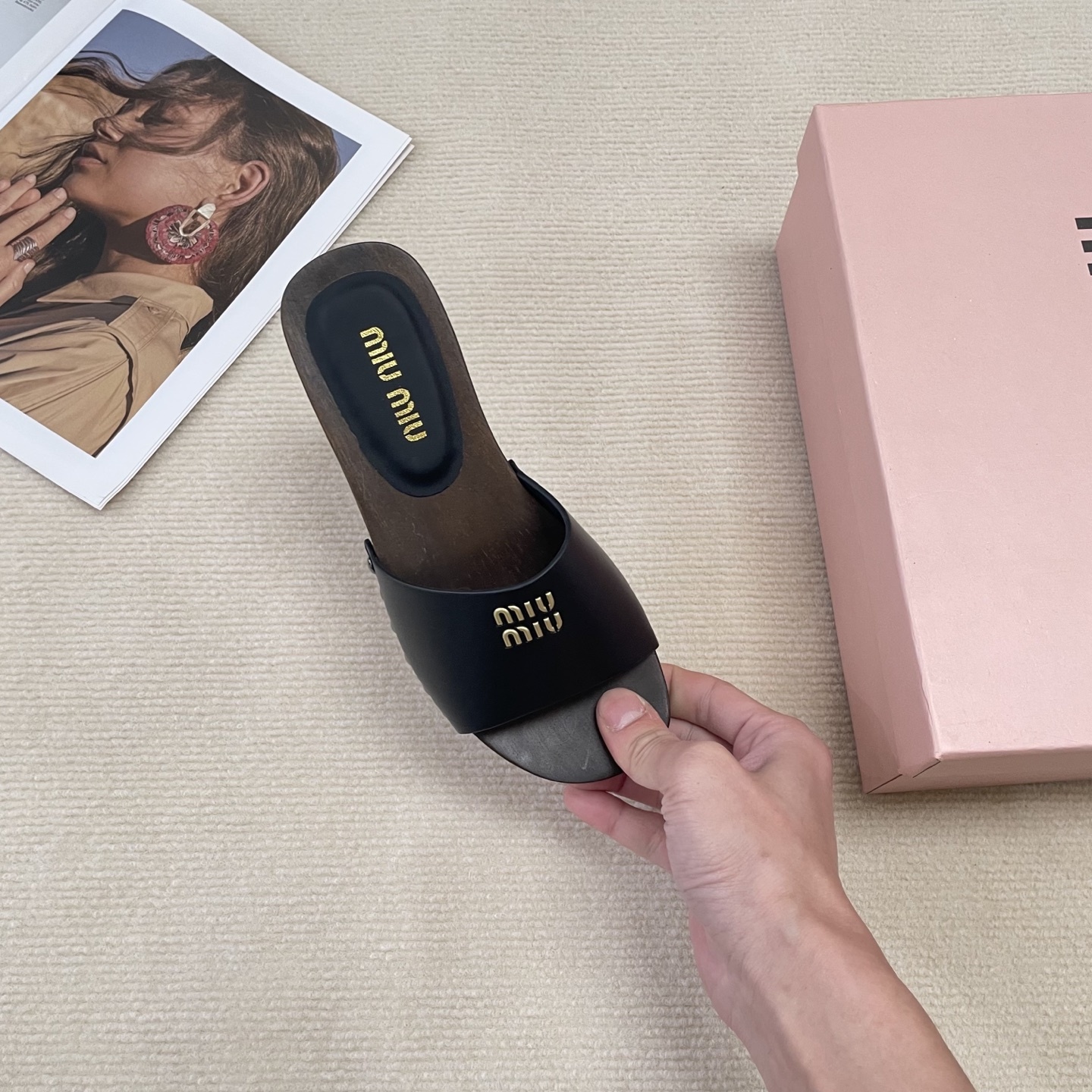 M Style Candy-colored platform slippers