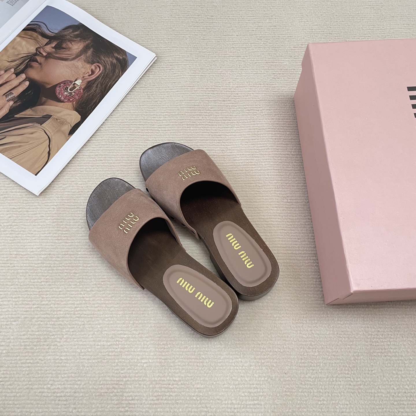 M Style Candy-colored platform slippers