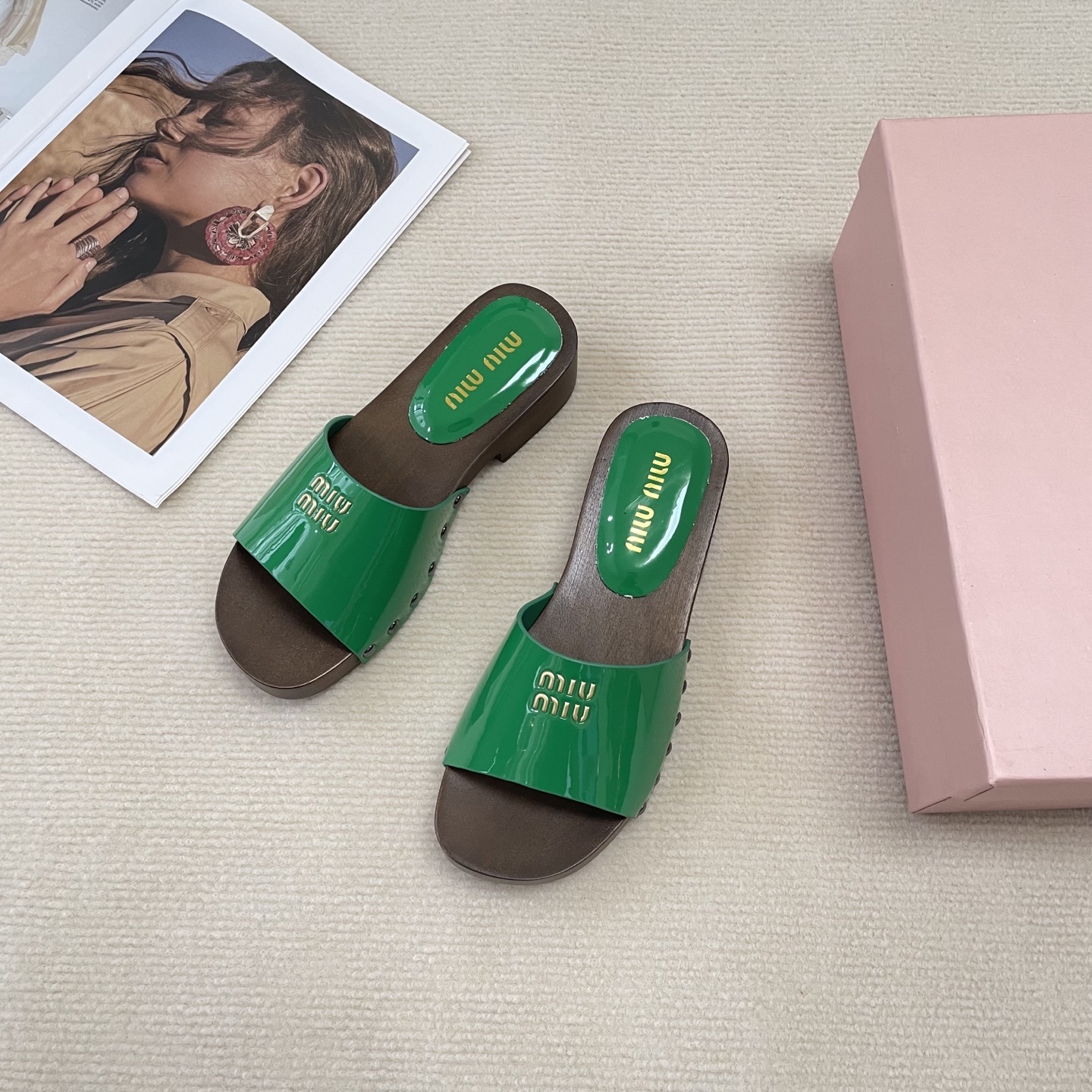 M Style Candy-colored platform slippers