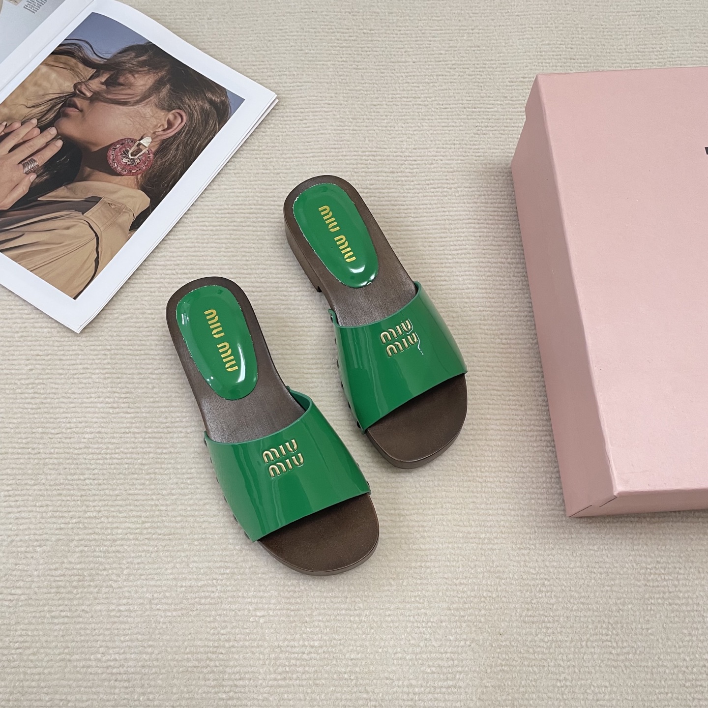 M Style Candy-colored platform slippers