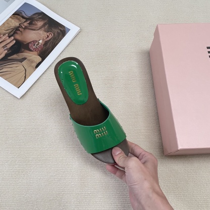 M Style Candy-colored platform slippers