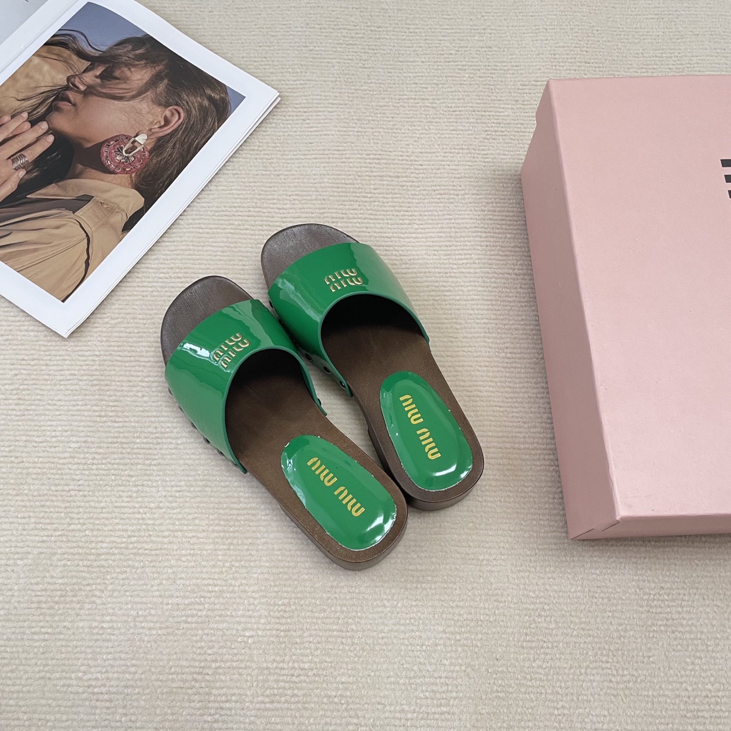 M Style Candy-colored platform slippers