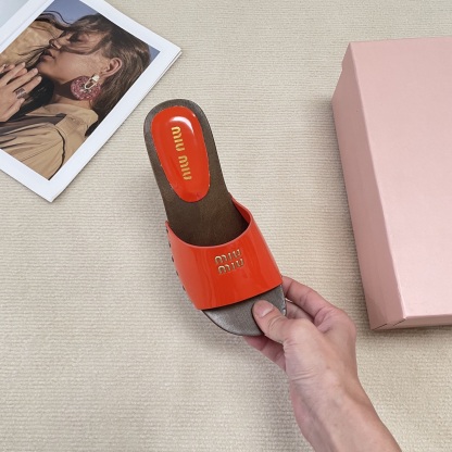 M Style Candy-colored platform slippers