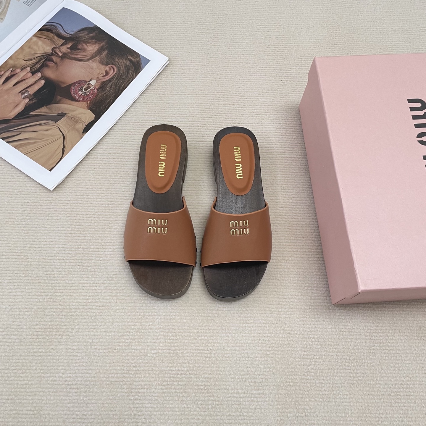 M Style Candy-colored platform slippers