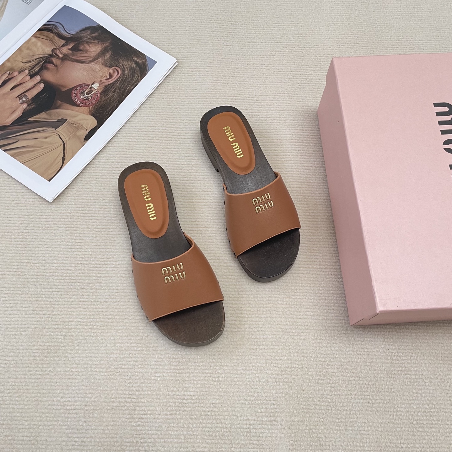 M Style Candy-colored platform slippers