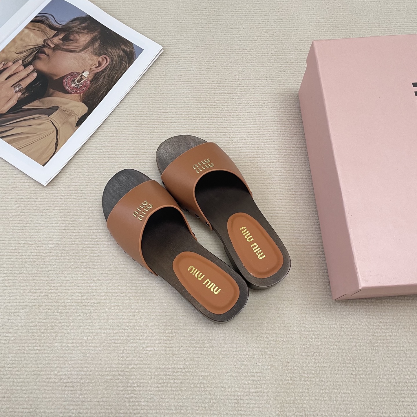 M Style Candy-colored platform slippers