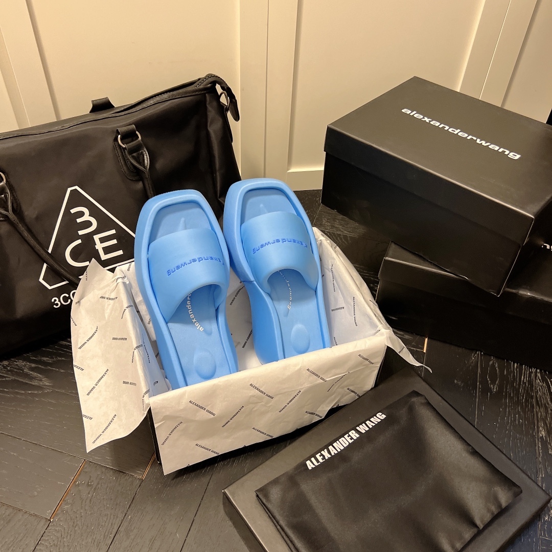 A Style Platform Slippers