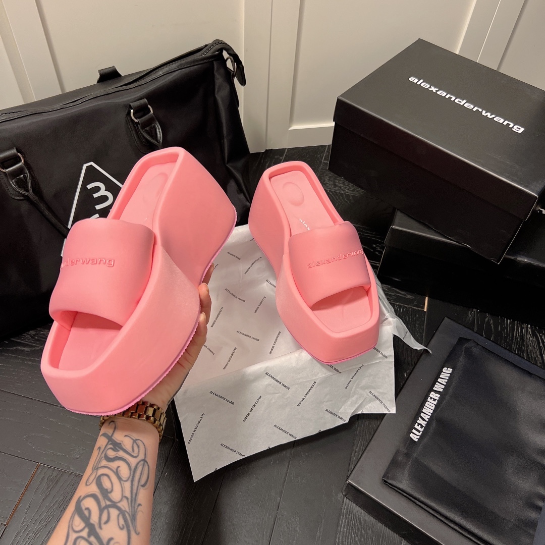 A Style Platform Slippers