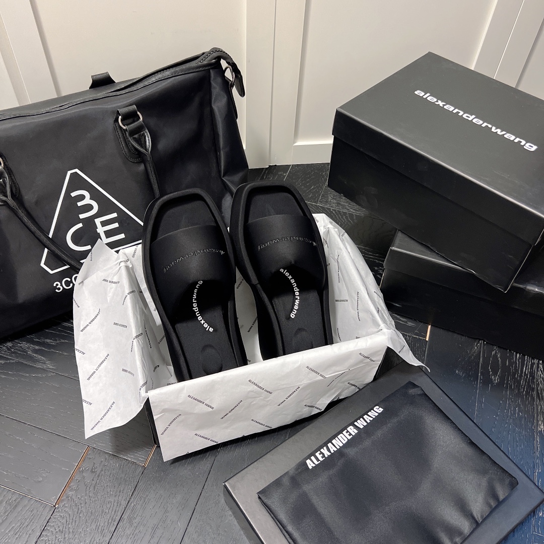 A Style Platform Slippers