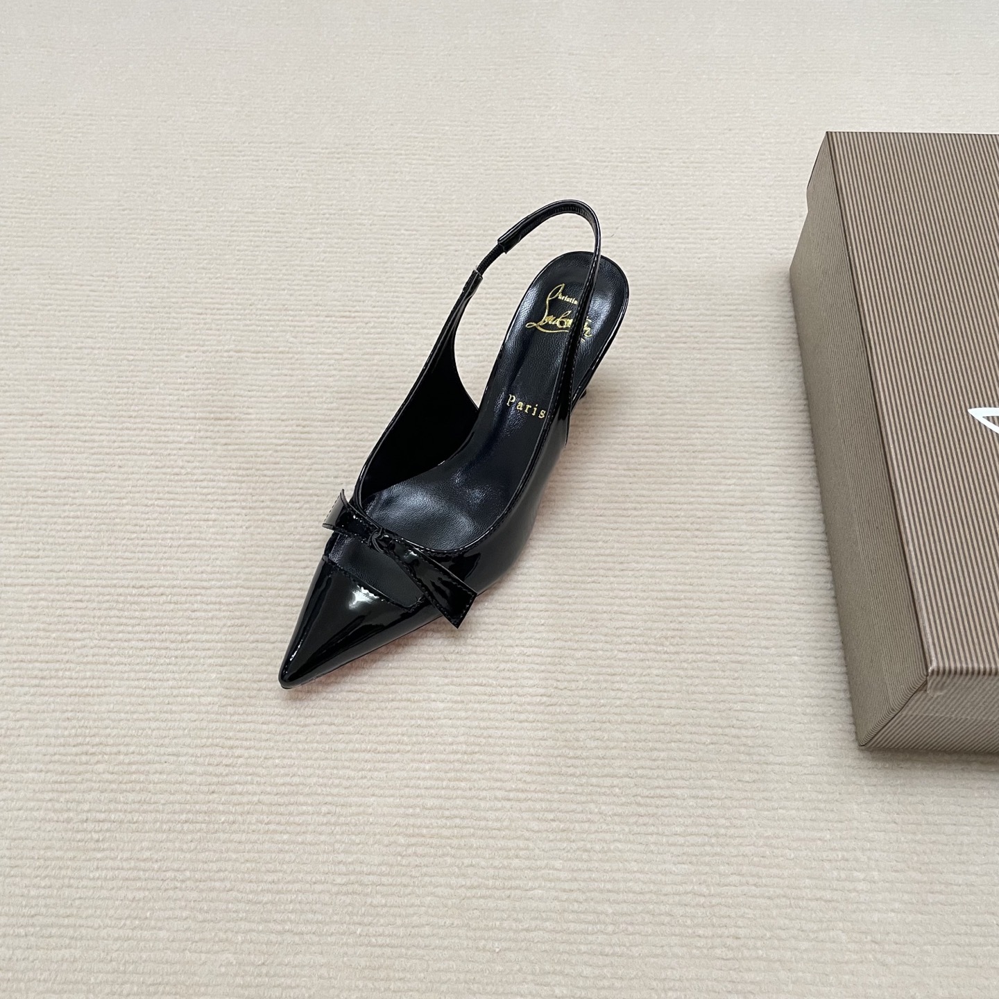 C Style Red Bottom Bow Pointed High Heel Sandals 6CM/8CM