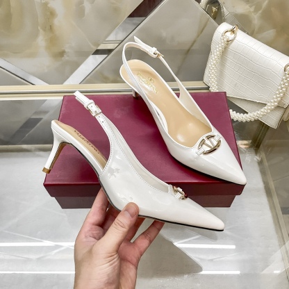 V Style small V buckle pointed stiletto/high heel sandals 6CM