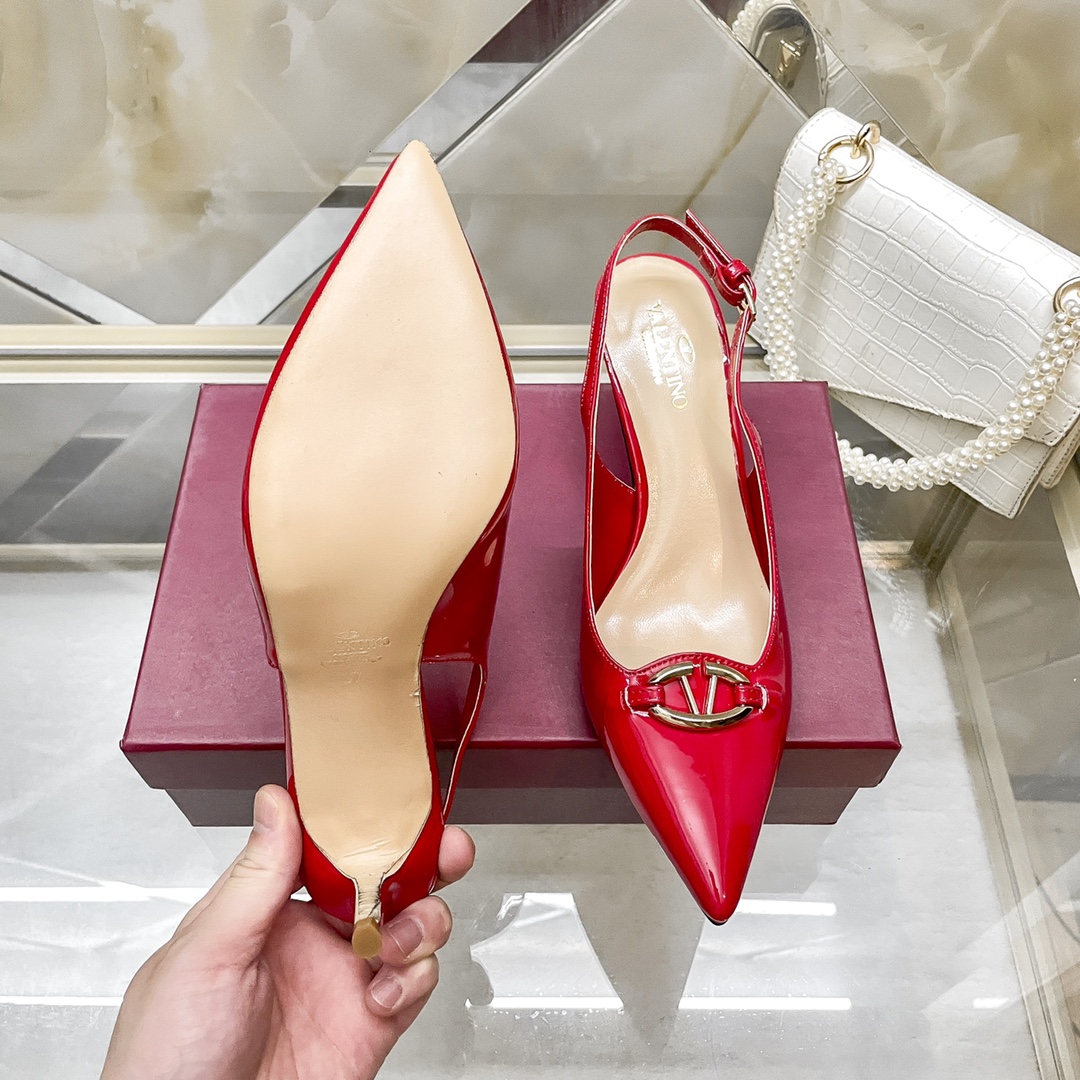 V Style small V buckle pointed stiletto/high heel sandals 6CM