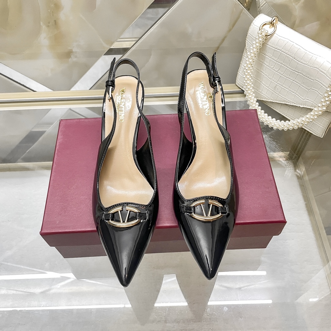 V Style small V buckle pointed stiletto/high heel sandals 6CM