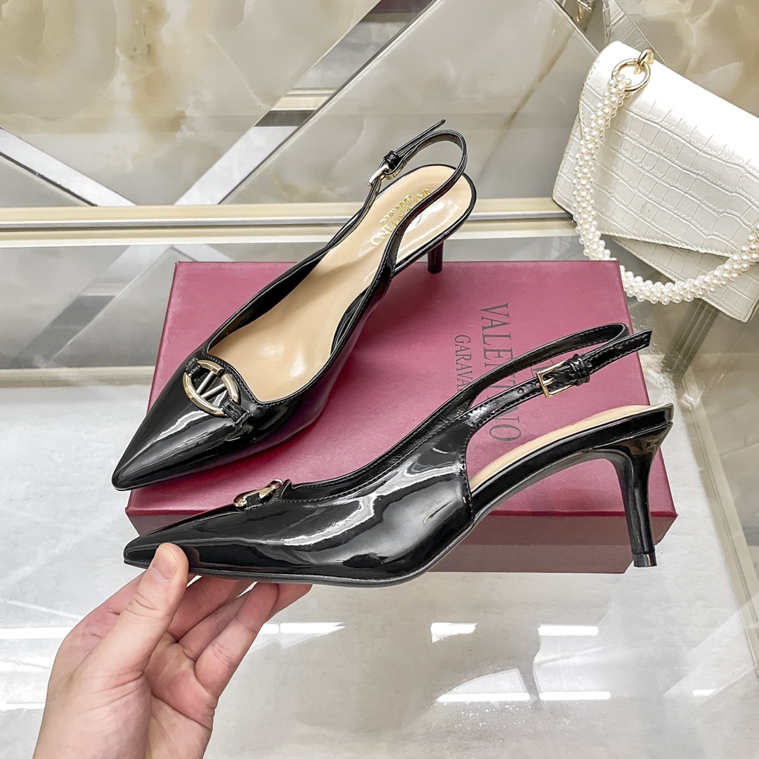 V Style small V buckle pointed stiletto/high heel sandals 6CM