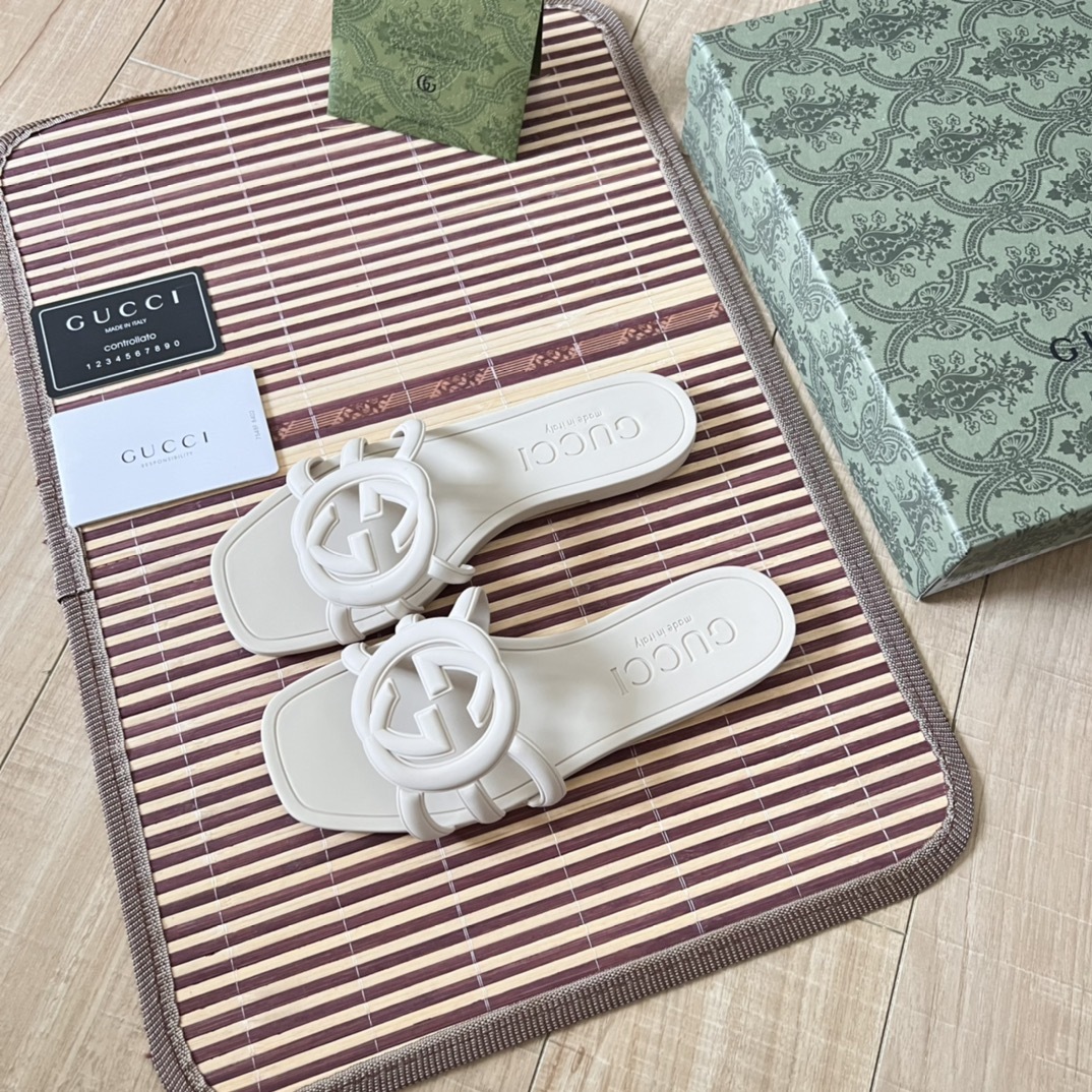 G Style Beach Jelly Shoes