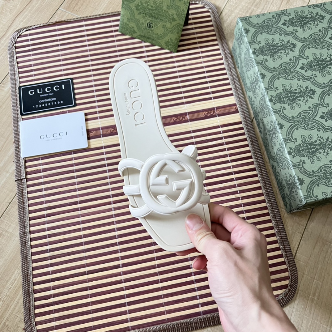 G Style Beach Jelly Shoes