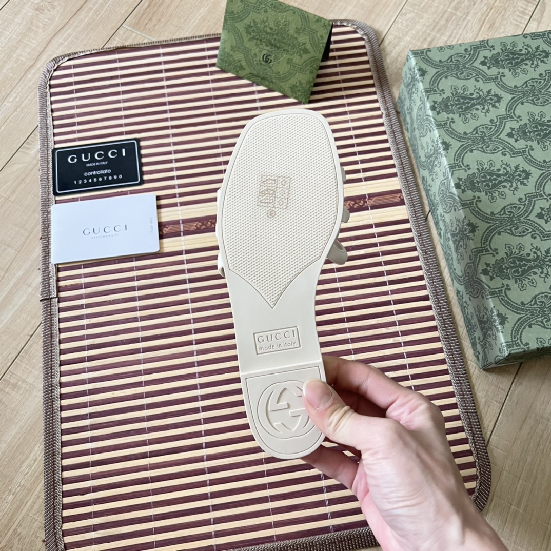 G Style Beach Jelly Shoes