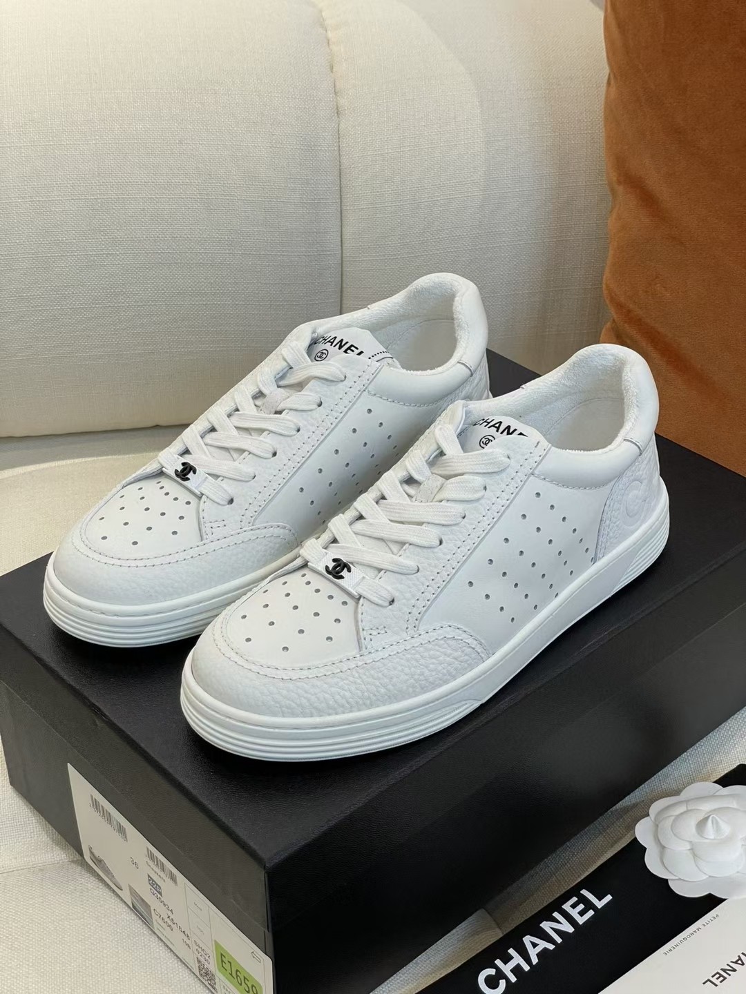 C Style Panda Color Sports Sneakers