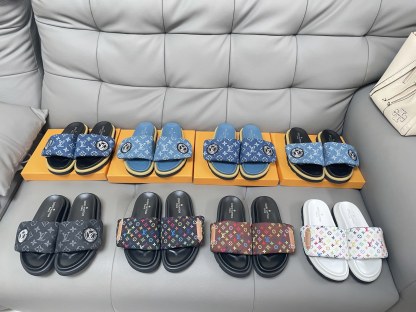 L Style Casual Velcro Slippers