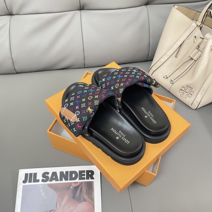 L Style Casual Velcro Slippers