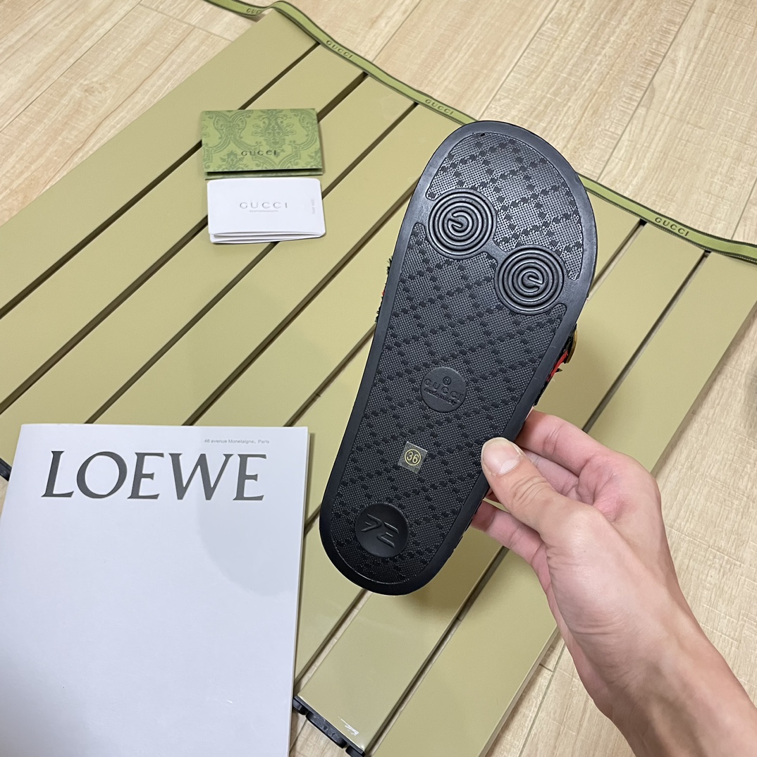 G Style Beach Slippers