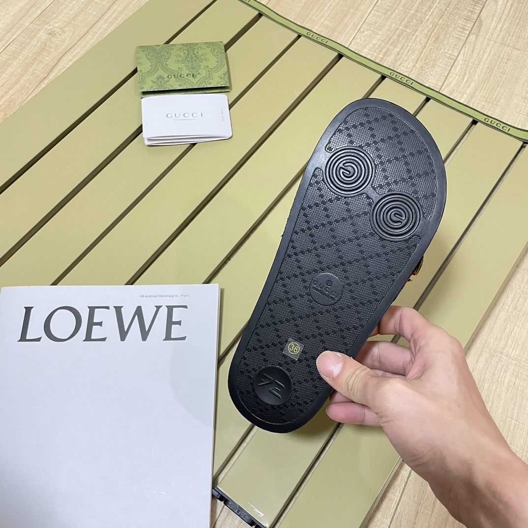 G Style Beach Slippers