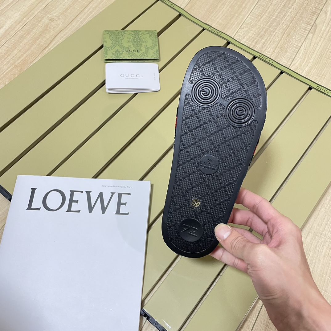 G Style Beach Slippers