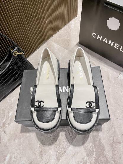 C Style: College Style Black and White Panda Chunky Heel Shoes 5CM