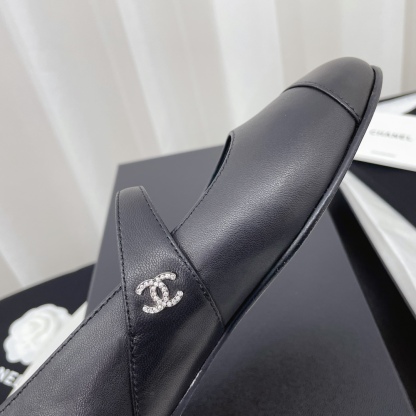 C Style buckle strap shallow flat shoes