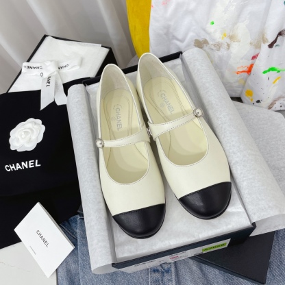 C Style buckle strap shallow flat shoes