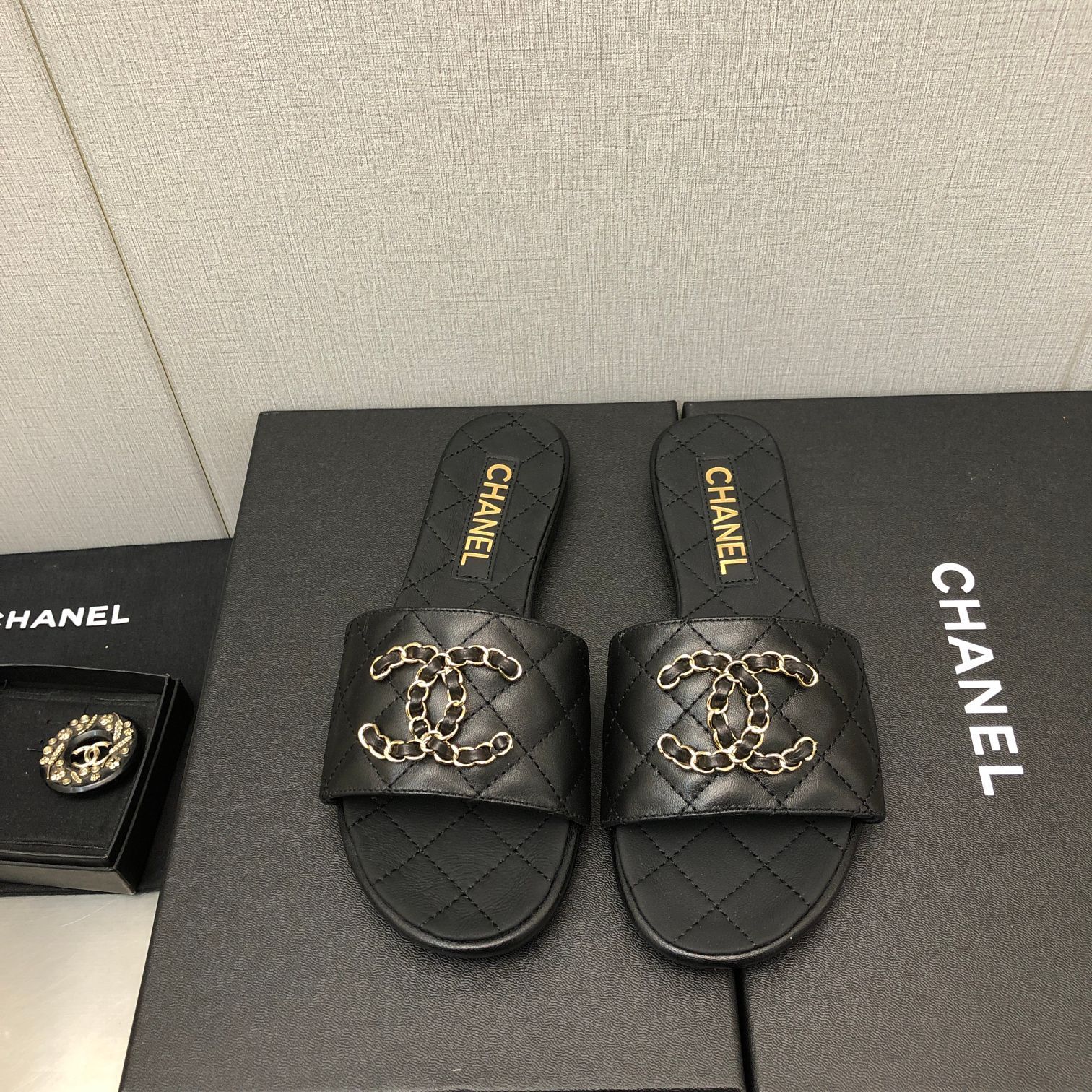 C Style double C buckle diamond flat slippers