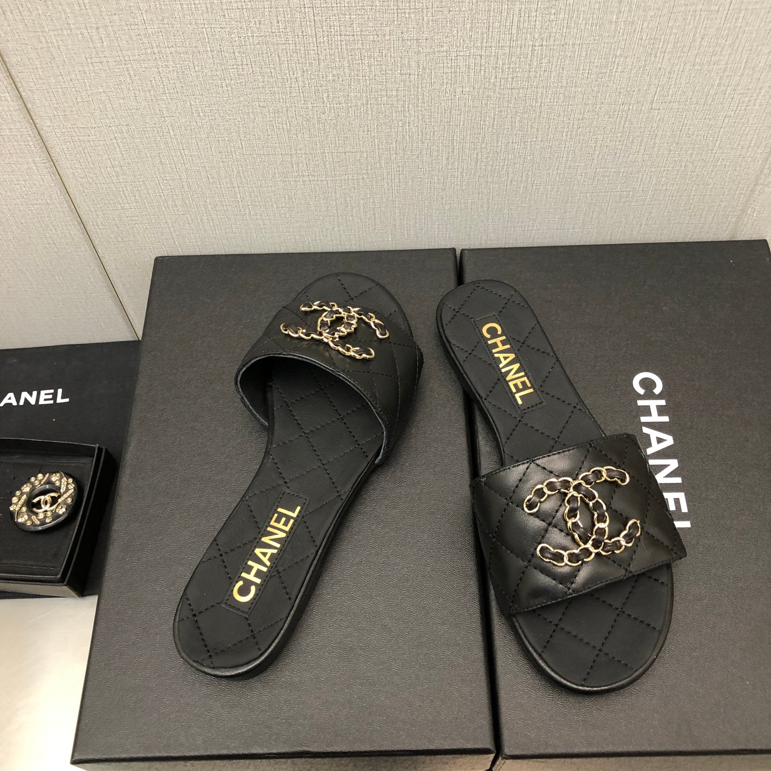 C Style double C buckle diamond flat slippers