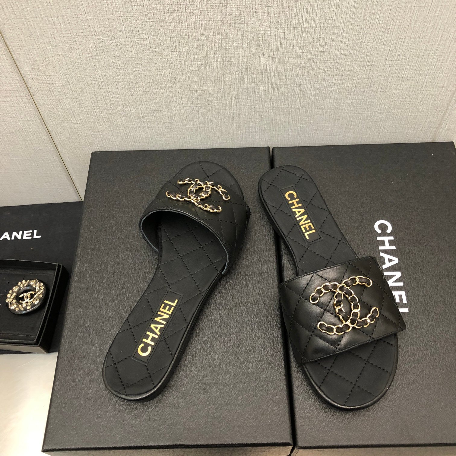 C Style double C buckle diamond flat slippers