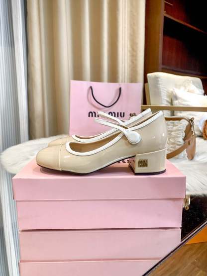 M Style Strap Chunky Heel Mary Jane Shoes