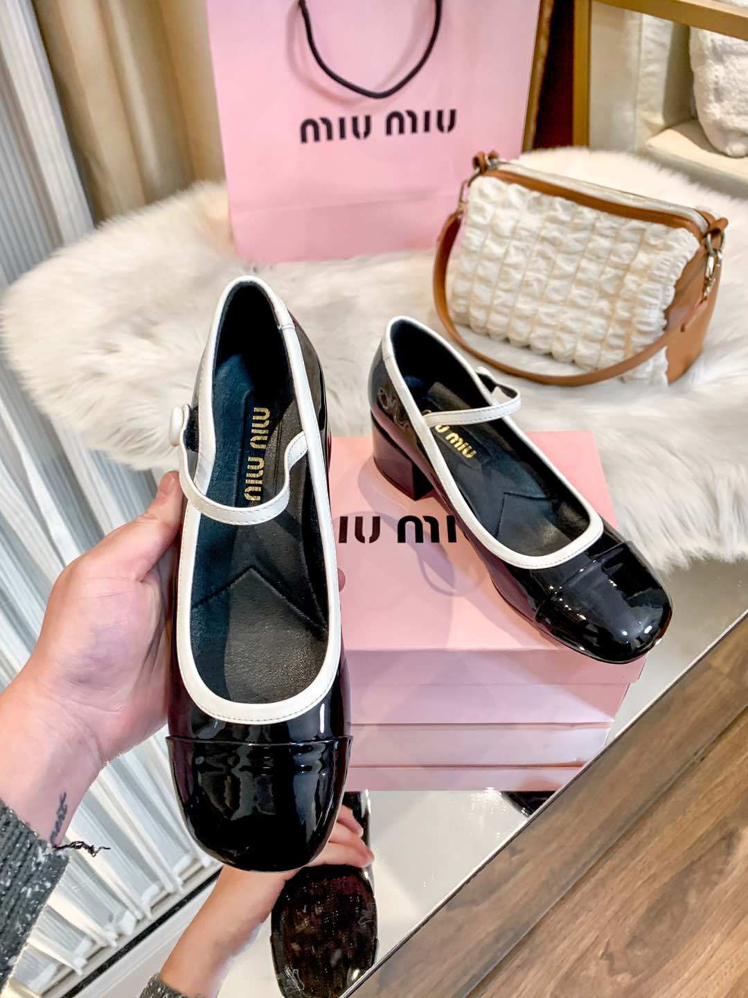 M Style Strap Chunky Heel Mary Jane Shoes