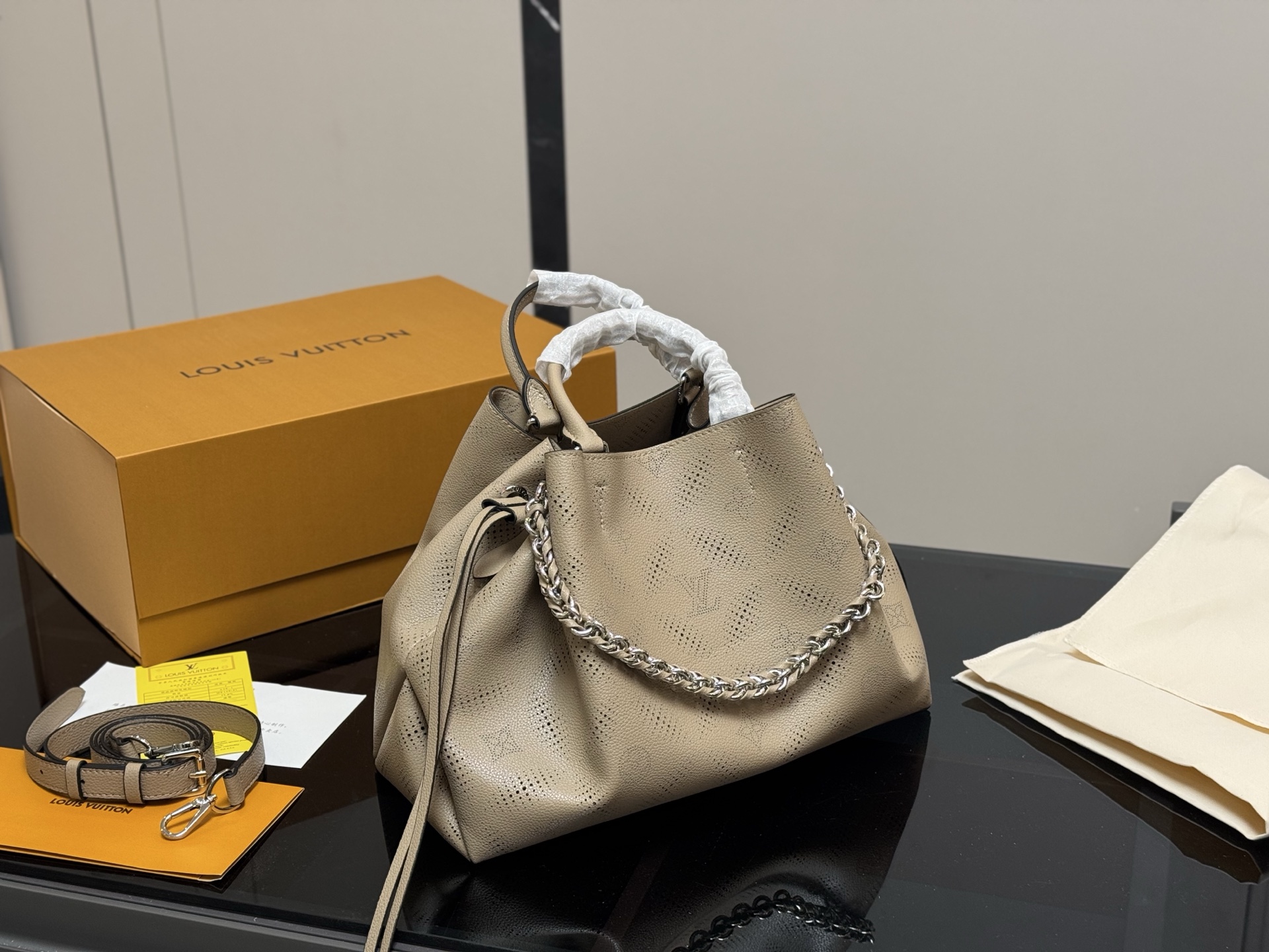 L Style Moonlight Goddess Bucket Bag size:33*23cm