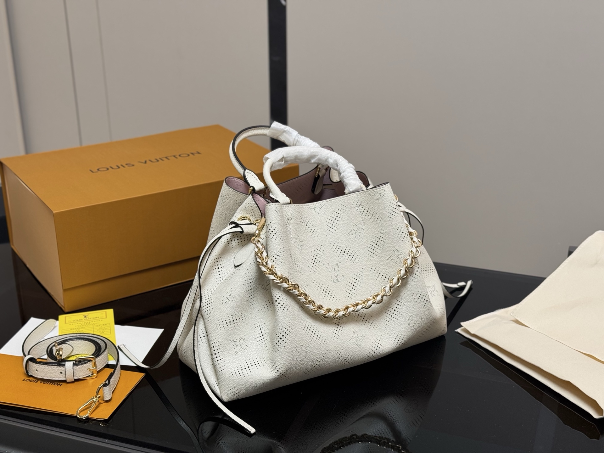L Style Moonlight Goddess Bucket Bag size:33*23cm 