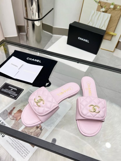 C Style Metal buckle diamond flat sandals