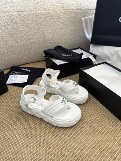 C Style Diamond-Shaped Platform Flip Flops